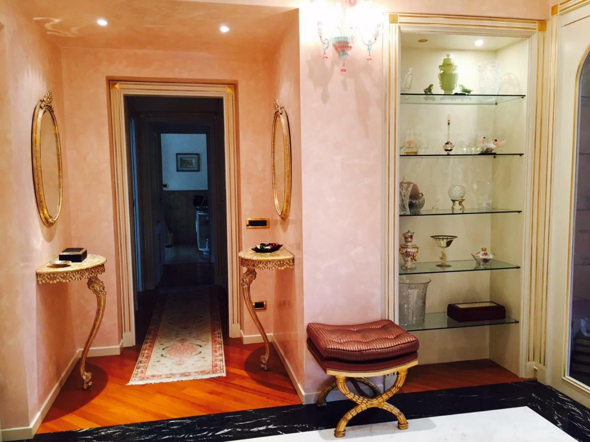Villa Castiglioni Luxury Apartment 라글리오 외부 사진